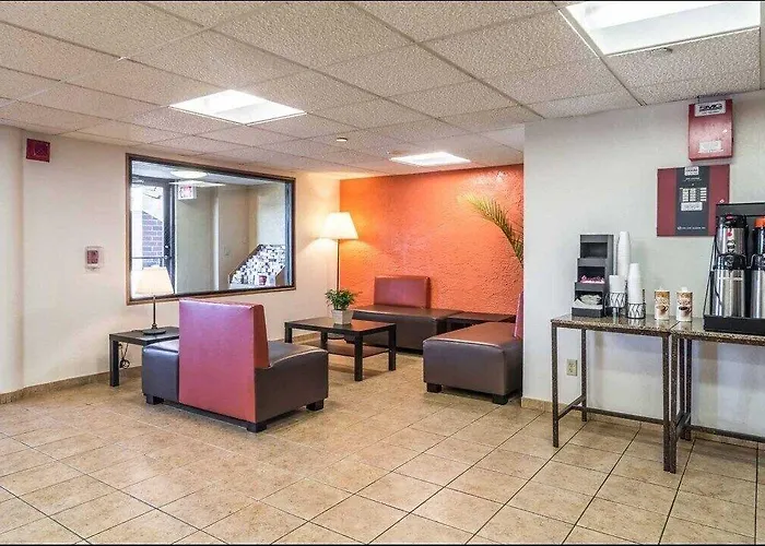6-elk Grove Village, Il - O'hare Hotel 2*