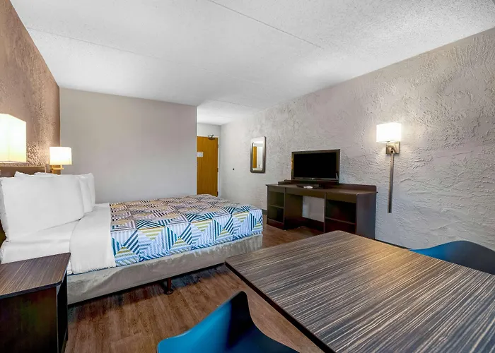 Hotel 6-elk Grove Village, Il - O'hare