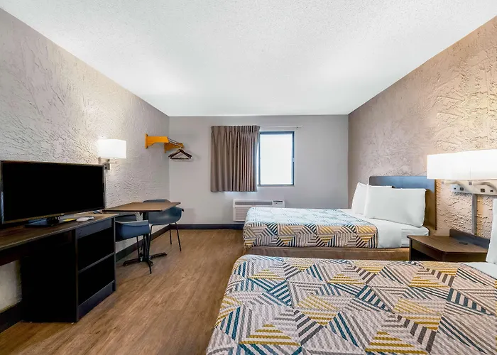 6-elk Grove Village, Il - O'hare