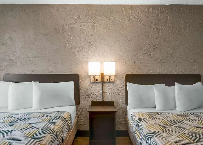 Hotel 6-elk Grove Village, Il - O'hare