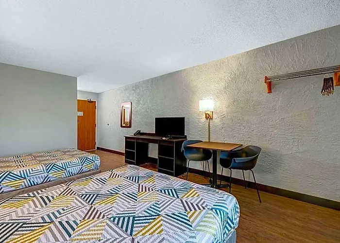 6-elk Grove Village, Il - O'hare Hotel