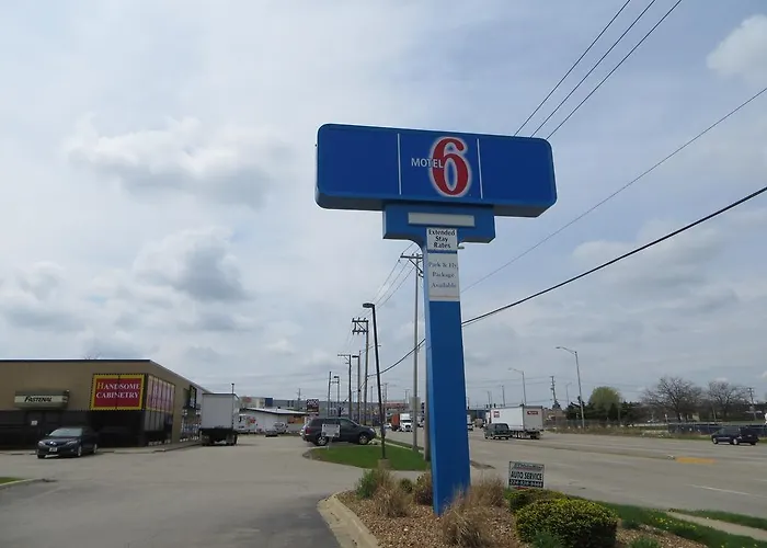 Hotel 6-elk Grove Village, Il - O'hare