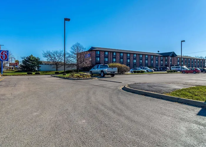 Hotel 6-elk Grove Village, Il - O'hare 2*